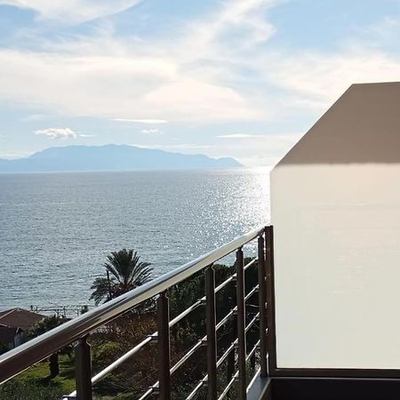 Spiros Rooms Kastrosikia Exterior photo